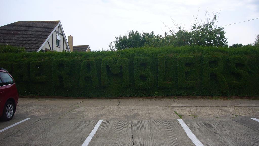 Hotel The Ramblers Trusthorpe Esterno foto